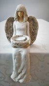 Anděl socha, sedící přes roh (svícen) 33cm
