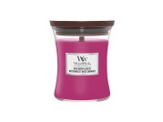 WoodWick – vonná svíčka Wild Berry & Beets (Lesní bobule a červená řepa), střední, 55-65h
